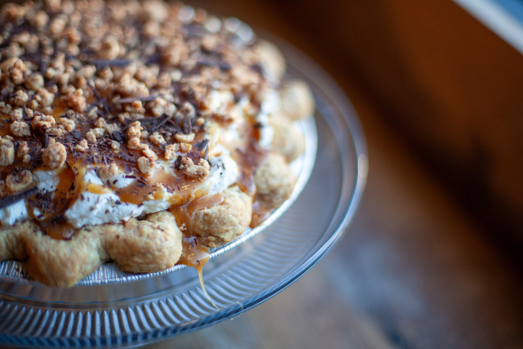 Large Hazelnut Caramel Crunch Cream Pie